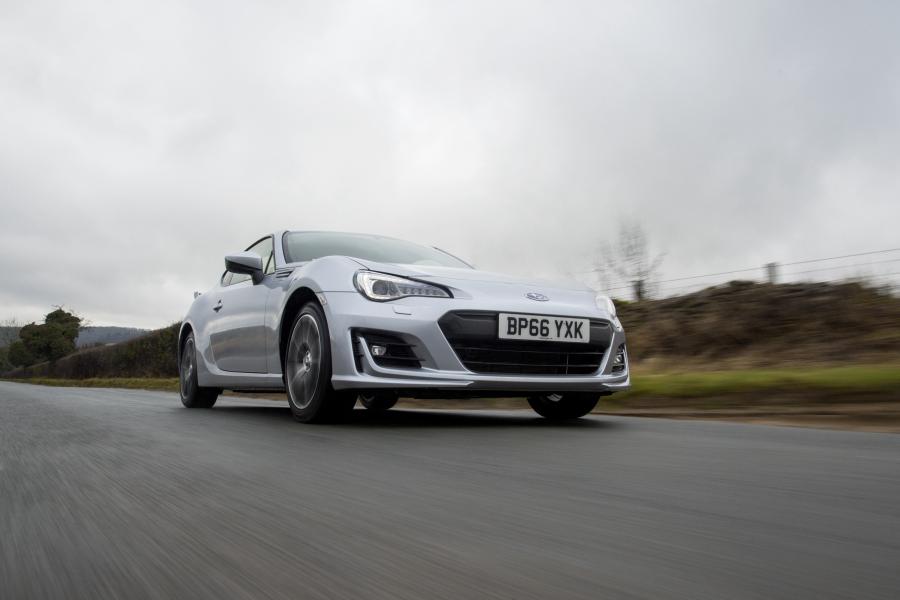  Subaru BRZ 2016 года  (UK) (фото 33 из 40)